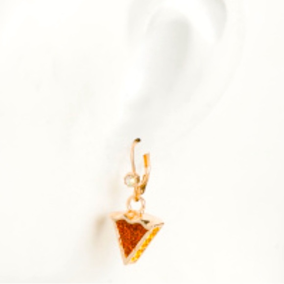 New Betsey Johnson pumpkin Pie mixer mismatched earrings - Picture 3 of 10